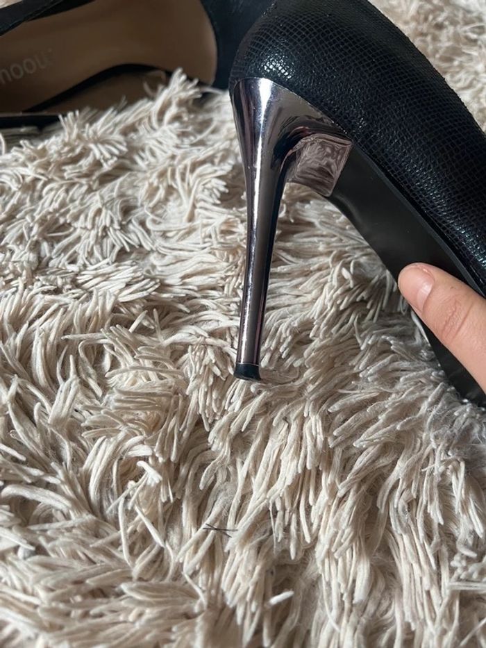 Superbes talons aiguilles effet croco et talon argenté 10 cm - photo numéro 4