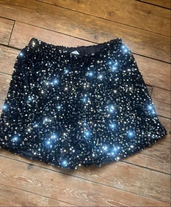 Short sequin 