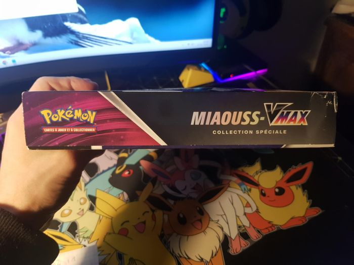 Coffret Pokémon Miaouss Vmax - photo numéro 4