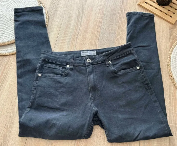 Jean Skinny Bershka - photo numéro 2