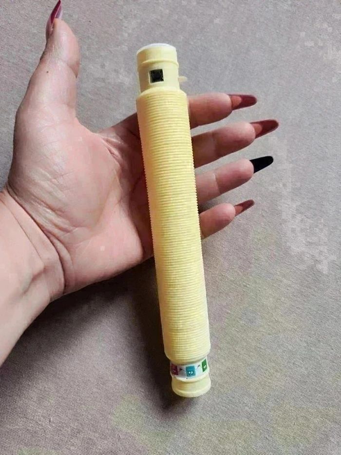 Tube sensoriel étirable lumineux jaune Snoezelen - photo numéro 3