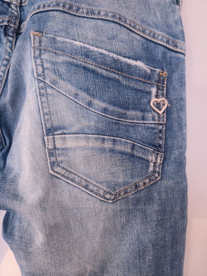 Jeans Please tbe