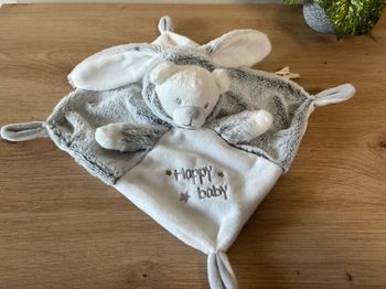 Doudou plat ours déguisé en lapin Happy baby premaman orchestra