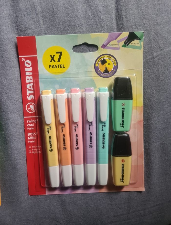Lot de 5 surligneurs + 2 mini NEUFS