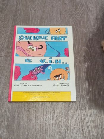 Quelques part le V.I.H livre