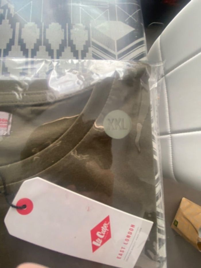 TEE shirt Lee cooper