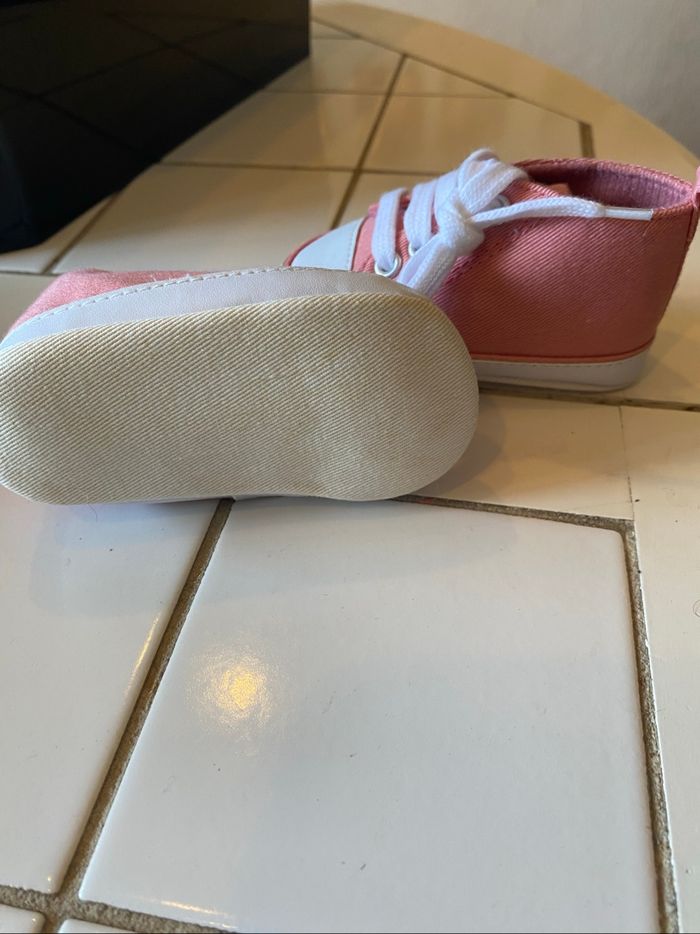 Chaussure rose semelle souple - photo numéro 3