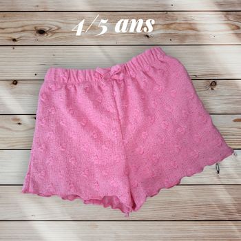 Short rose à motifs