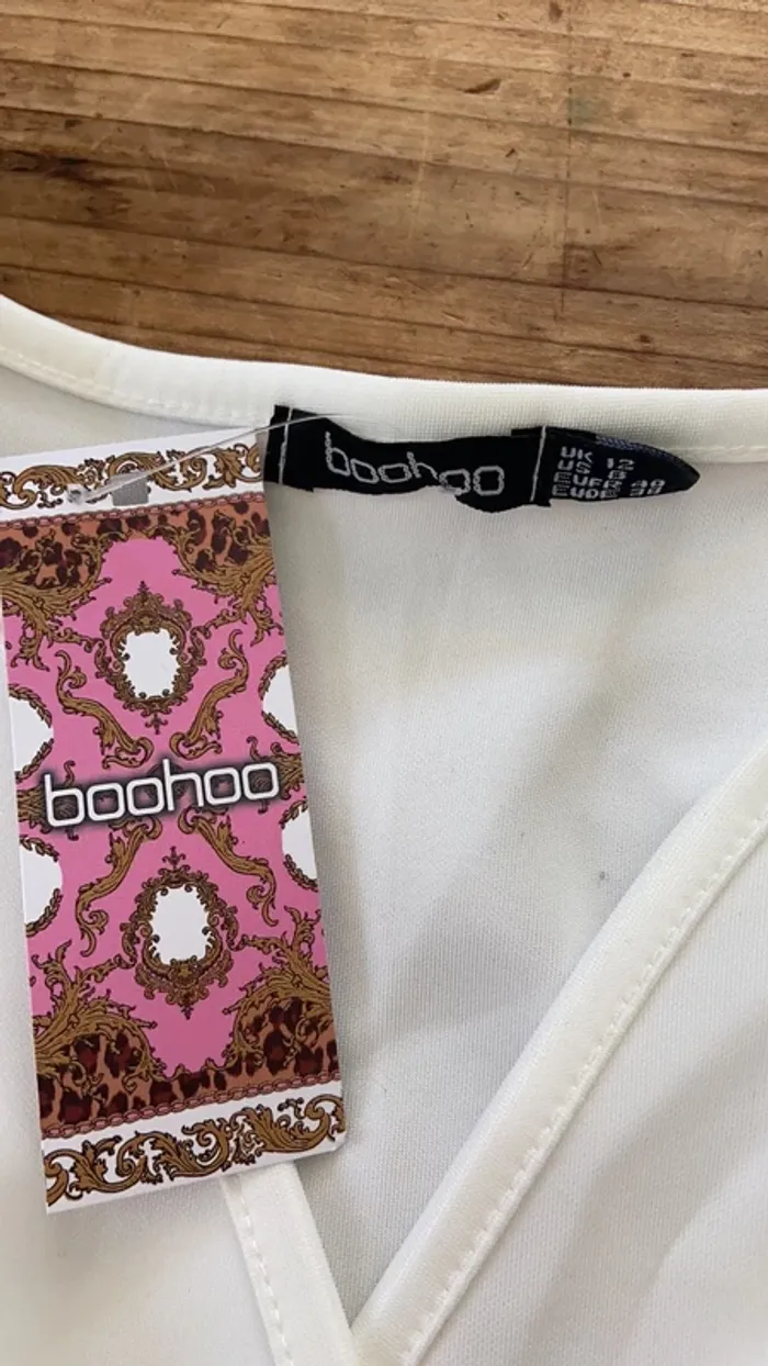 Crop top Boohoo neuf - photo numéro 2