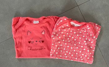 Lot 2 bodies - 6mois