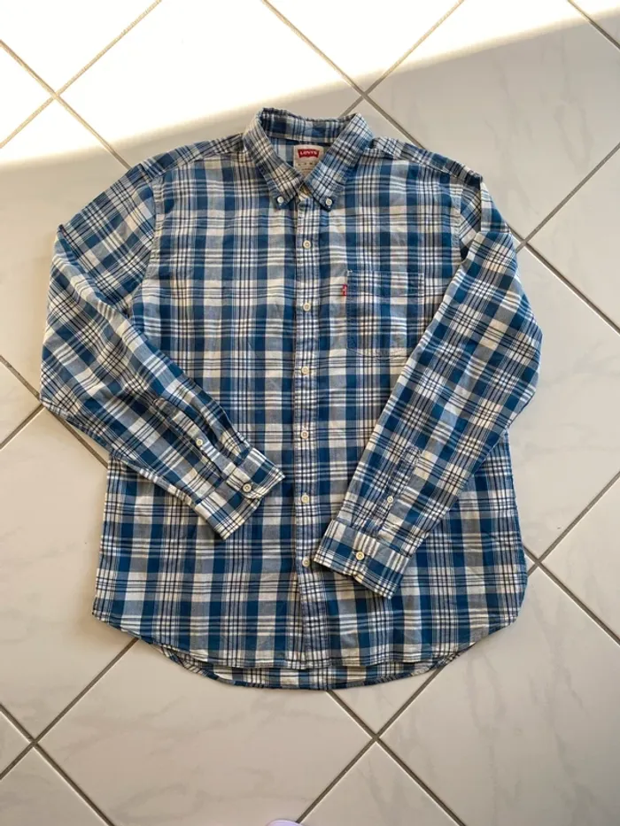 Chemise Levi’s à Carreaux Bleus – Taille XL – Parfait État - photo numéro 2