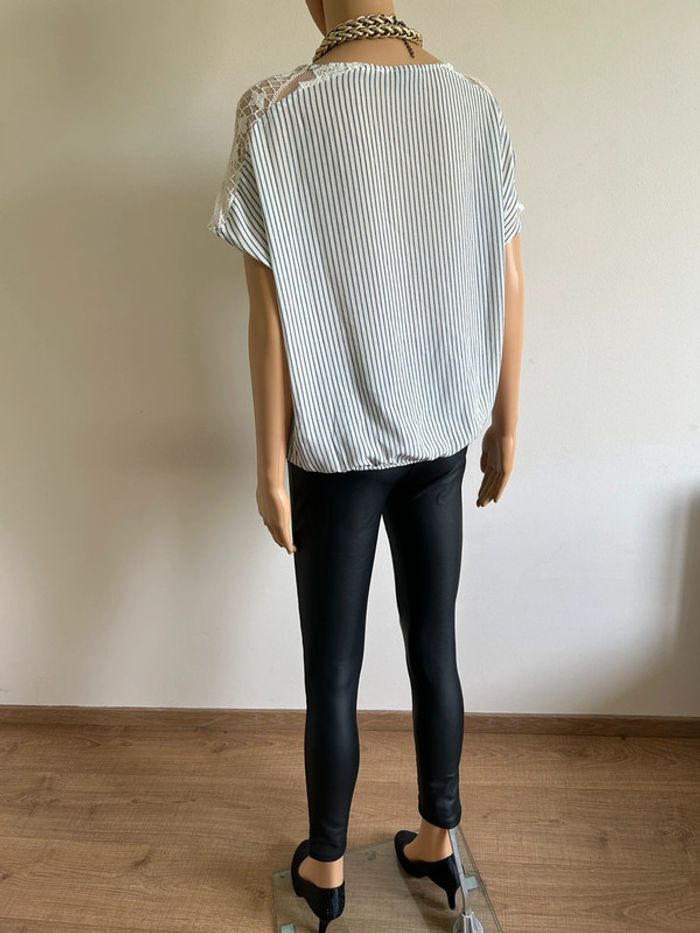 Blouse blanche et bleue avec dentelle Vero Moda taille S jamais portée - photo numéro 10