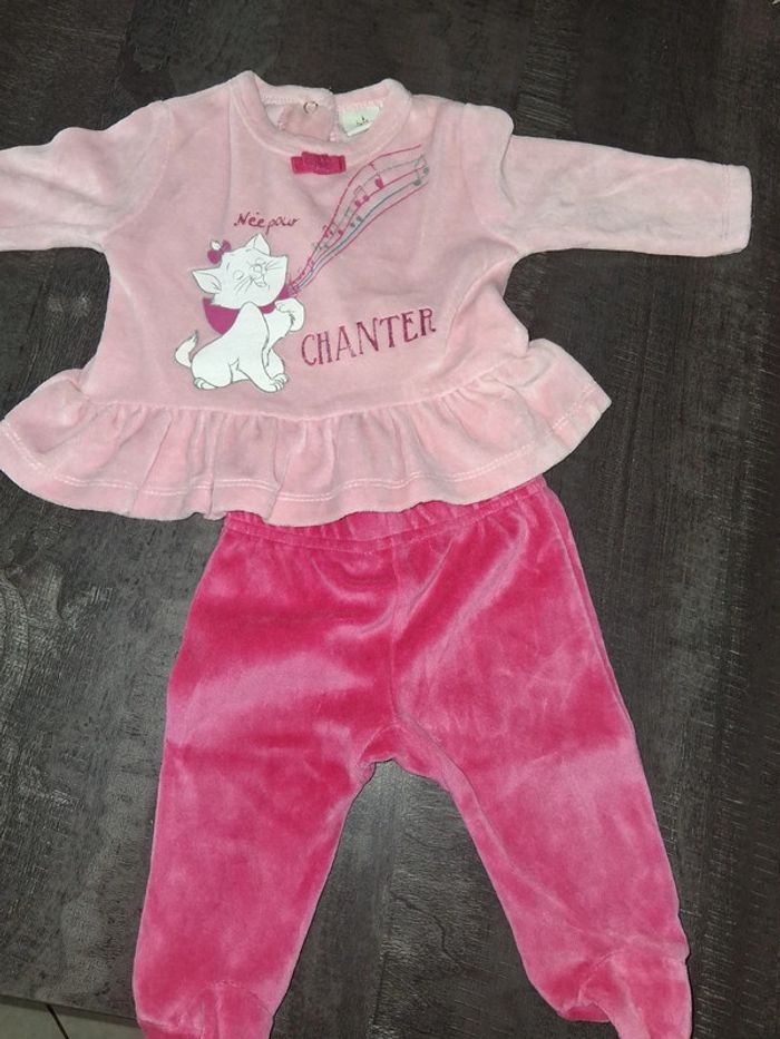 Pyjama 2 pièces Disney Née Pour Chanter