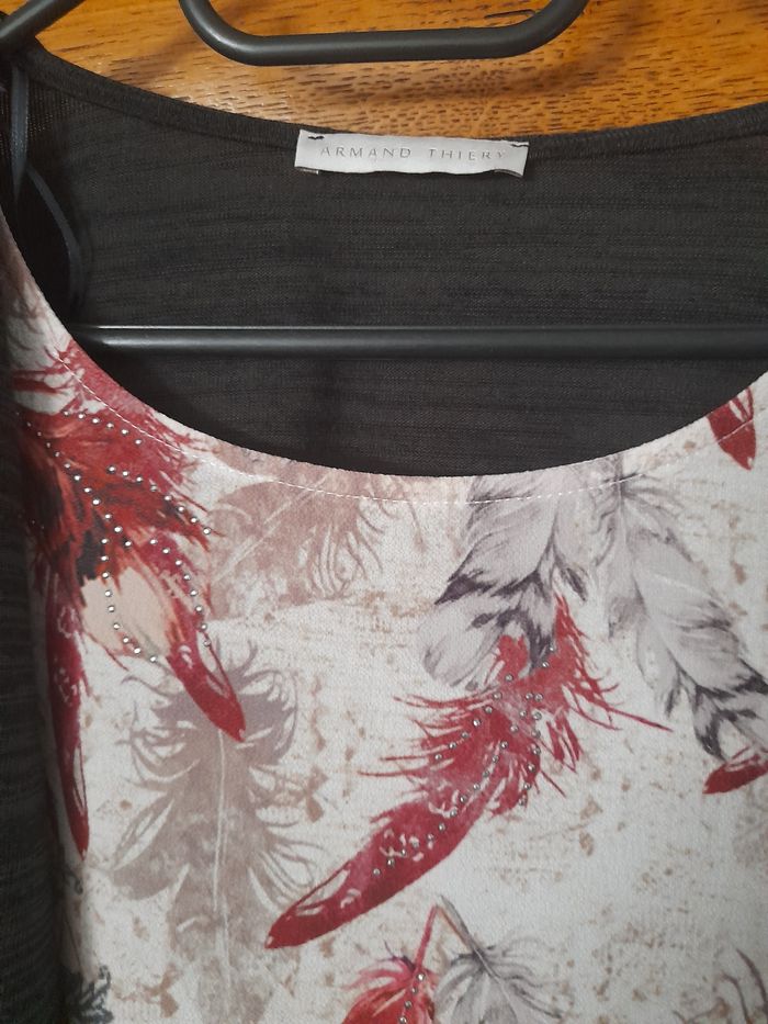 Tee shirt et gilett 42 incorporer Armand Thiery - photo numéro 2