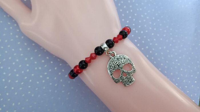 Bracelet skull