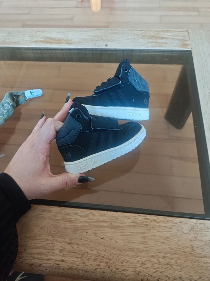 Baskets Adidas mixte p.21 - photo numéro 6
