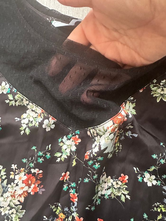 Haut Blouse Promod Fleuri en dentelle S Neuf - photo numéro 2