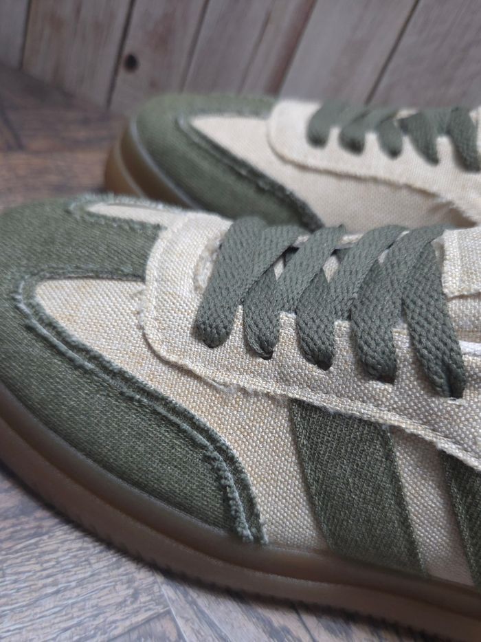 Baskets en toile Kaki et Beige - Style Rétro - Neuves - Taille 37 - photo numéro 3