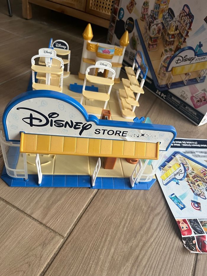 Magasin mini brands Disney - photo numéro 5
