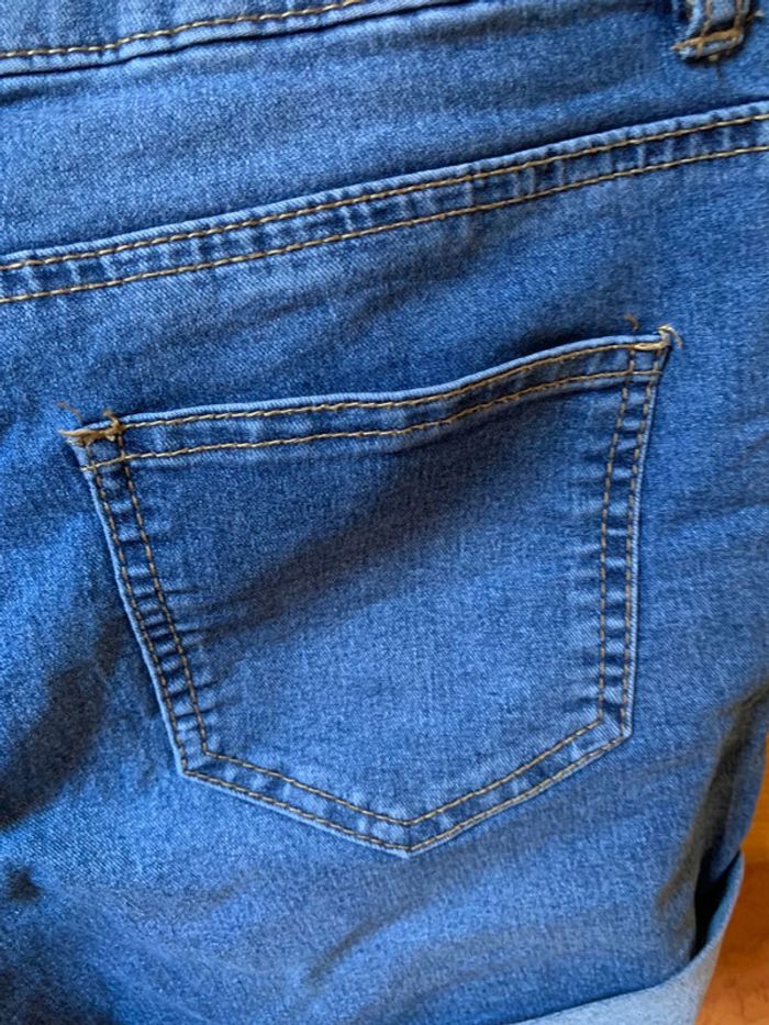 Short en jean taille 40 - photo numéro 2