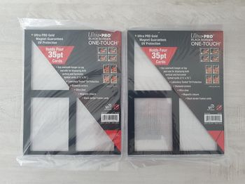 Lot de 2 One Touch 35 pt Black Border 4 Cases Ultra Pro 