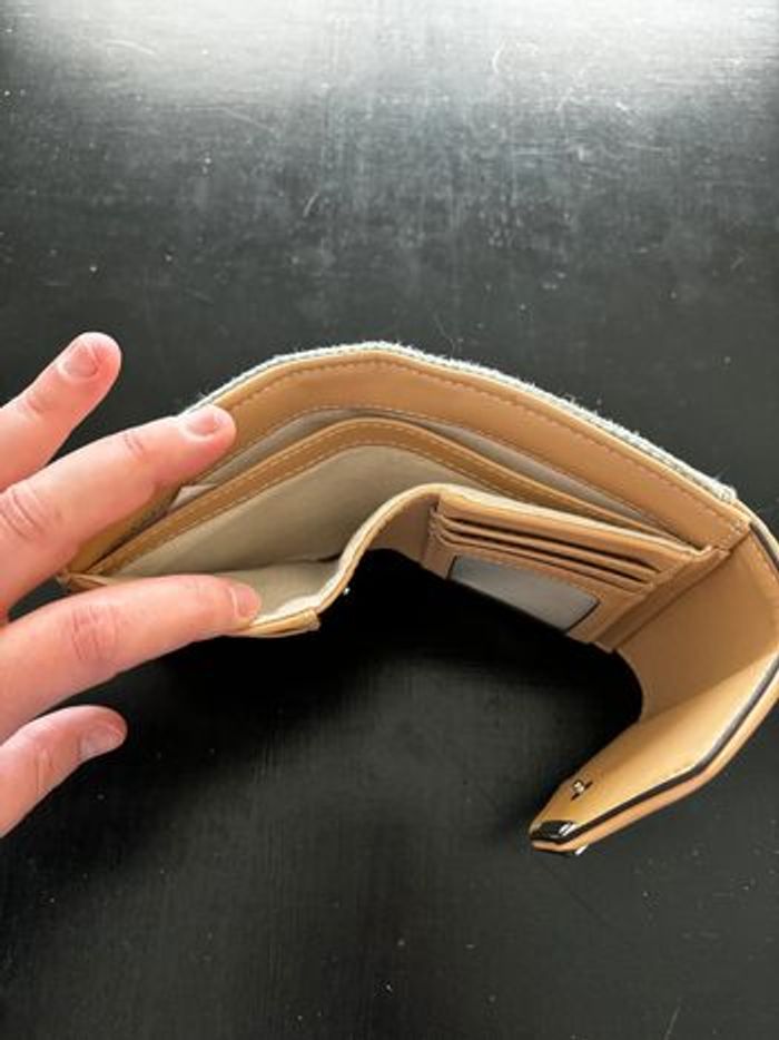 portefeuille - photo numéro 4