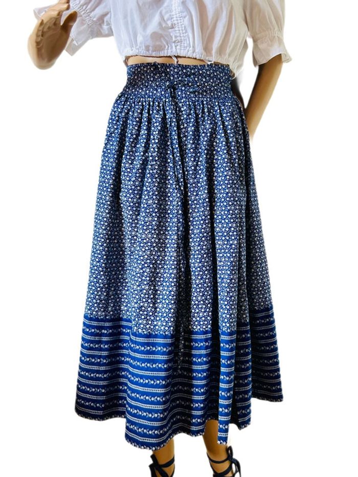 🦋Superbe jupe longue bleue vintage autrichienne cottagecore Austrian Blue long skirt🦋 - photo numéro 4