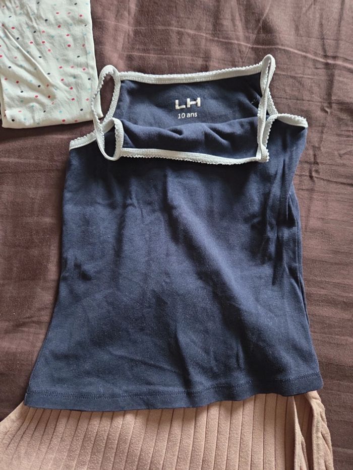 Débardeurs 10 ans - photo numéro 5