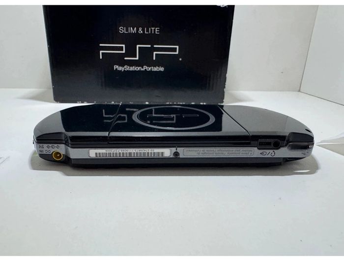 PlayStation Portable PSP E3004 Édition Gran Turismo - photo numéro 6