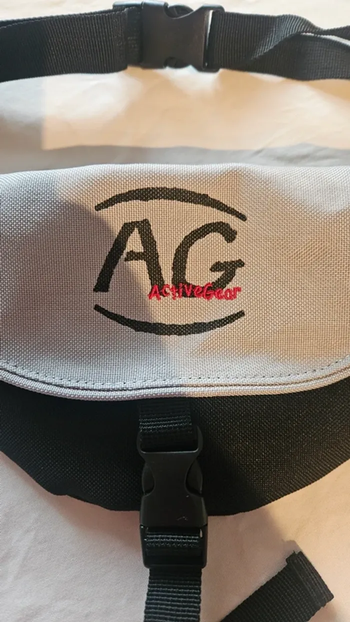 Banane Active Gear noire et grise- Sacoche ceinture réglable avec poche zippée - photo numéro 2