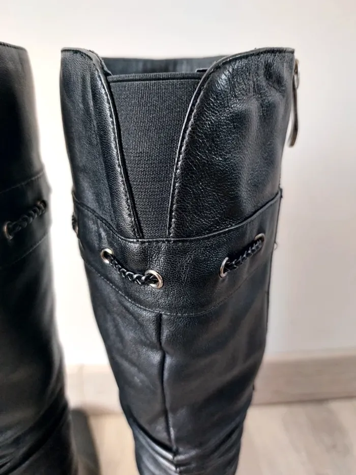 Bottes cuir noir 👢 - photo numéro 8