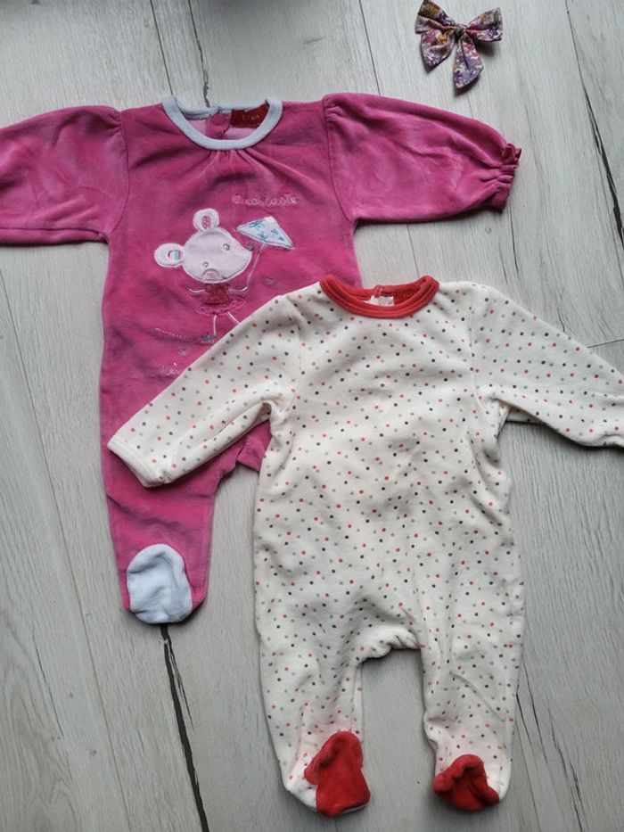 Lot de 2 pyjamas velours fille 3mois tissaia neufs