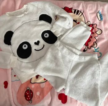 Pyjama polaire ou pilou pilou