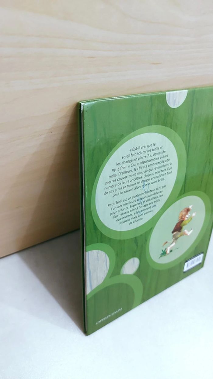 📚 Livre : Petit troll - photo numéro 5