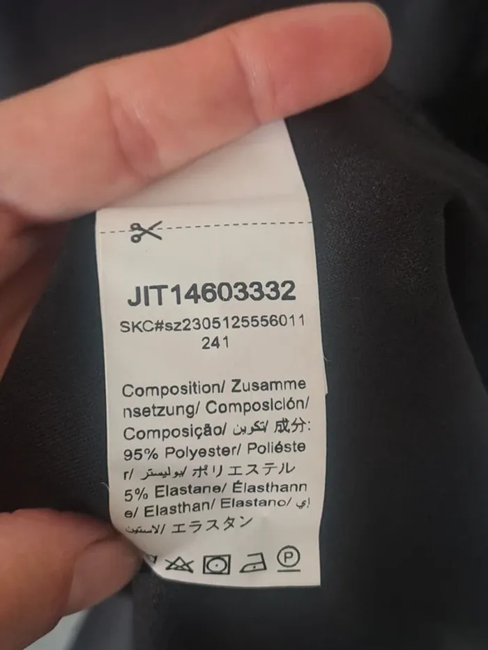 Robe noir à manches transparente Taille M - photo numéro 10