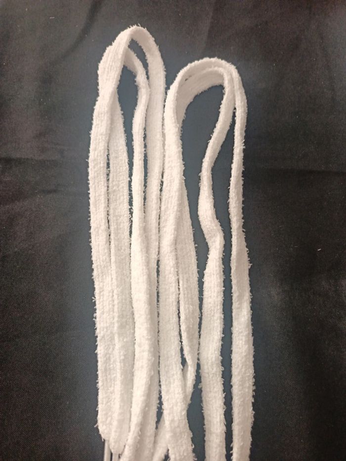 Lacet moumoute blanc - photo numéro 3