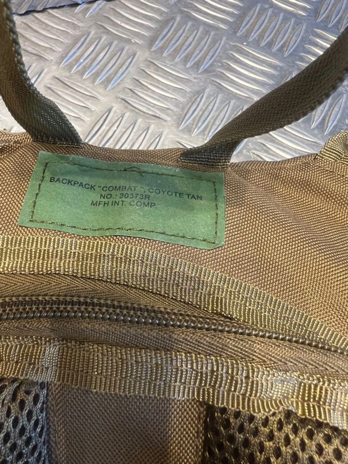 Sac a dos mfh rucksack combat daypack backpack 30373r coyote tan 30x50x25 cm 25l - photo numéro 4