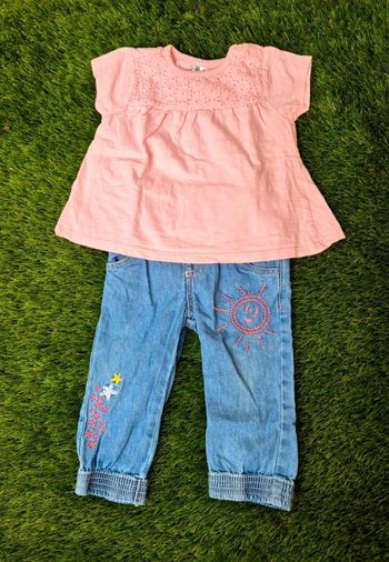 Ensemble t-shirt et pantalon