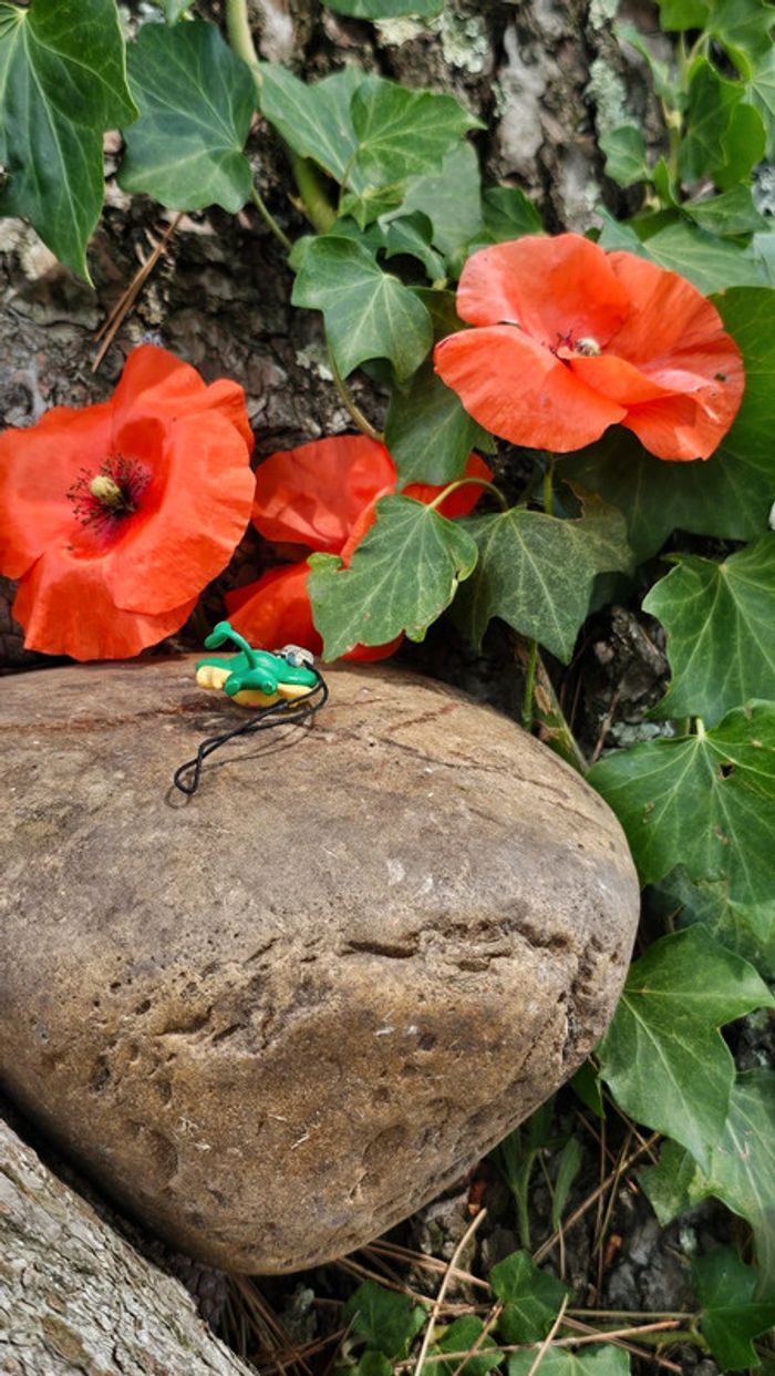 Super petite figurine Pokemon Nintendo porte clé Feuillajou - photo numéro 2