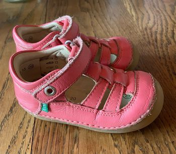 Sandales Kickers taille 20