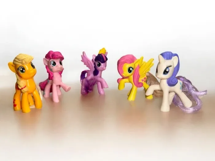 Lot de 5 figurines My Little Pony – Génération 4 – Hasbro