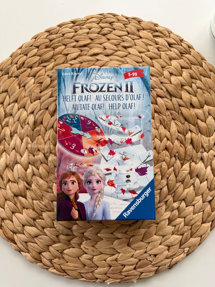 Jeu de société Au secours d’Olaf ! Disney Frozen II La reine des neiges Ravensburger neuf