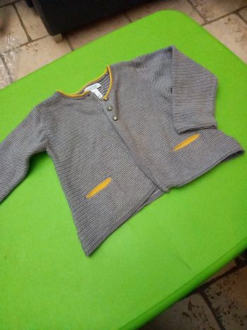Gilet gris 18 mois