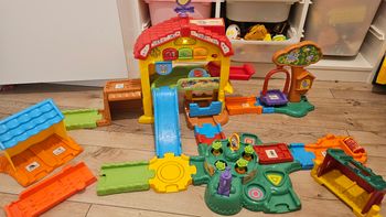 Tut tut animo méga ferme