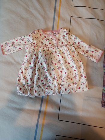 Robe doublée motif fleuri et manche longue