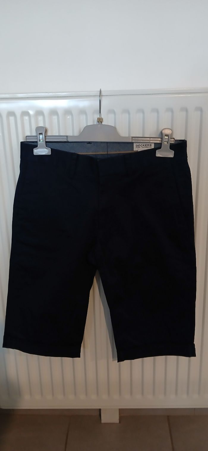 Bermuda chino homme Taille 38 marque Dockers - photo numéro 1