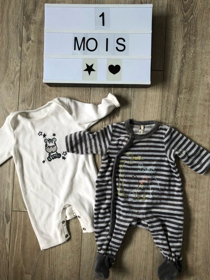 Pyjamas 1 mois