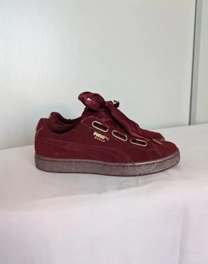 Baskets bordeaux - Puma Suede - taille 37 - photo numéro 1