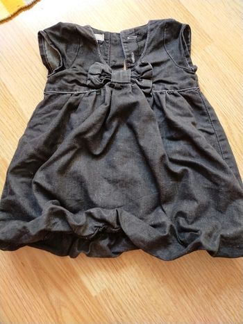 Adorable petite robe boule en jeans noir 6 mois