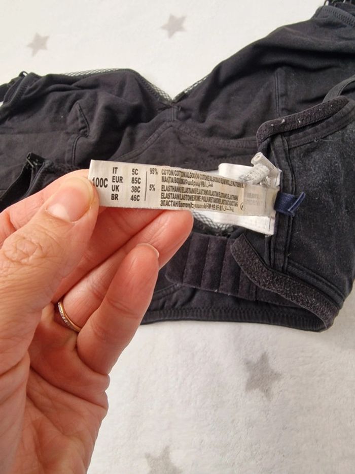 Soutiens-gorge 100C - photo numéro 3